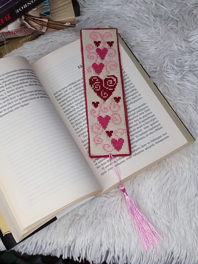 "Κόκκινες καρδιές" σελιδοδείκτης βιβλίου