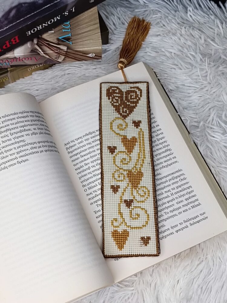 "Χρυσές καρδιές" σελιδοδείκτης βιβλίου